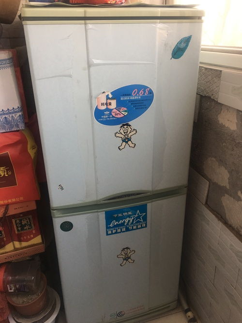 家电与日用品批发 连接制造商与消费者的桥梁